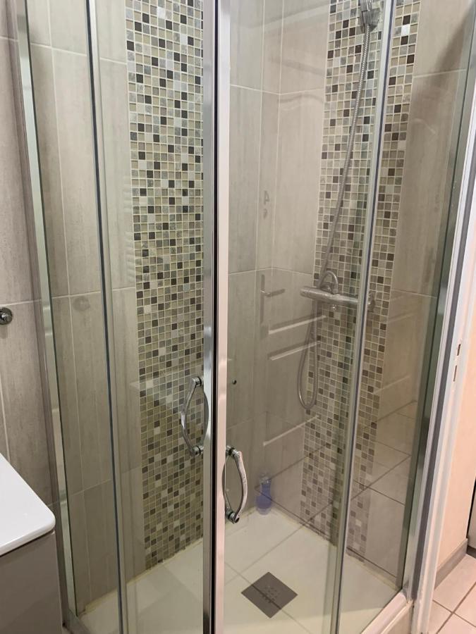 L'Escale - Appartement Spacieux Au Calme Breszt Kültér fotó
